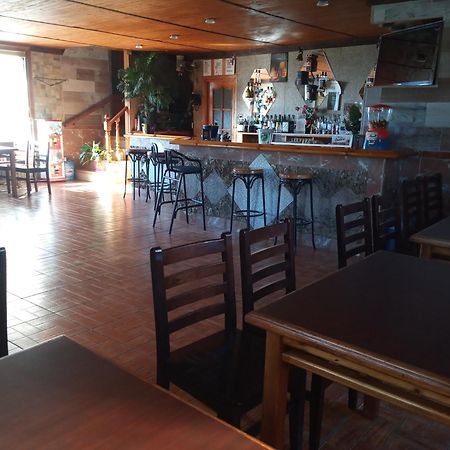 Hostal La Collada De Aralla Aralla de Luna Extérieur photo
