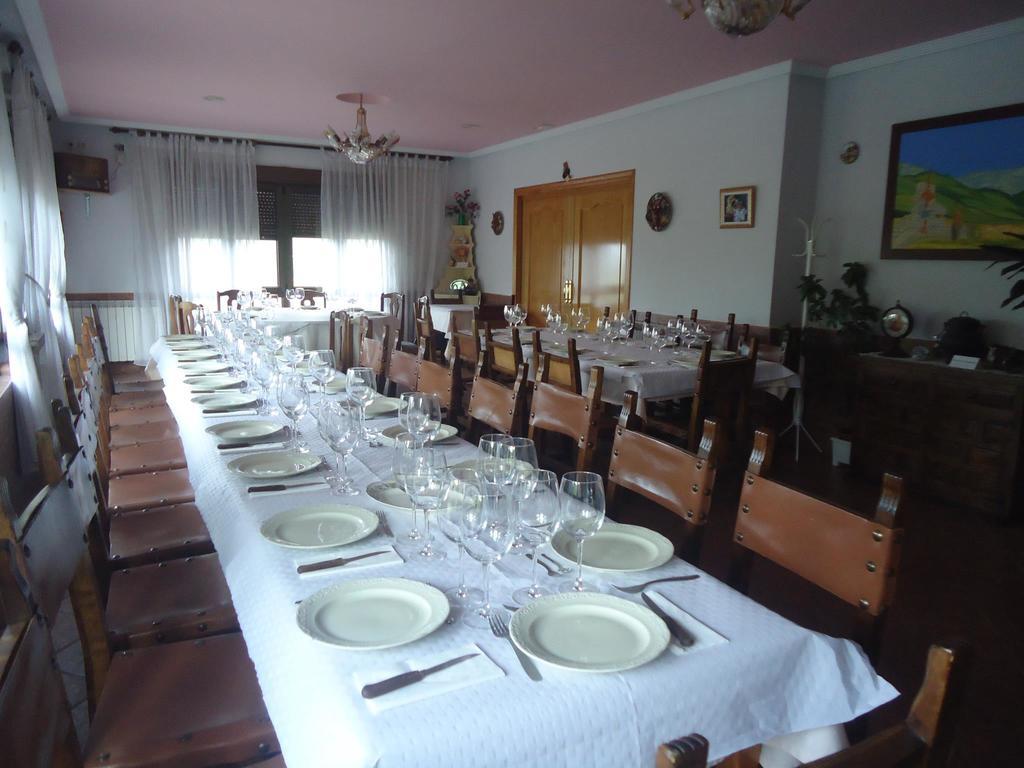 Hostal La Collada De Aralla Aralla de Luna Extérieur photo